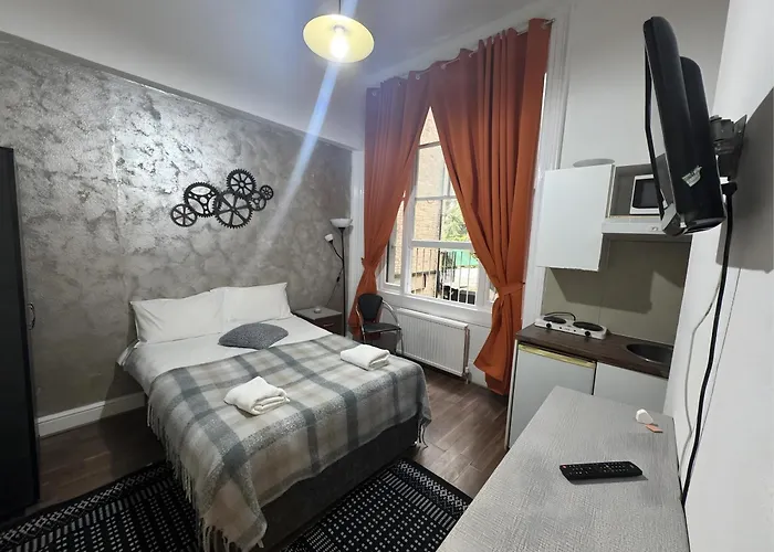 Remarkable Studio Apartment In London